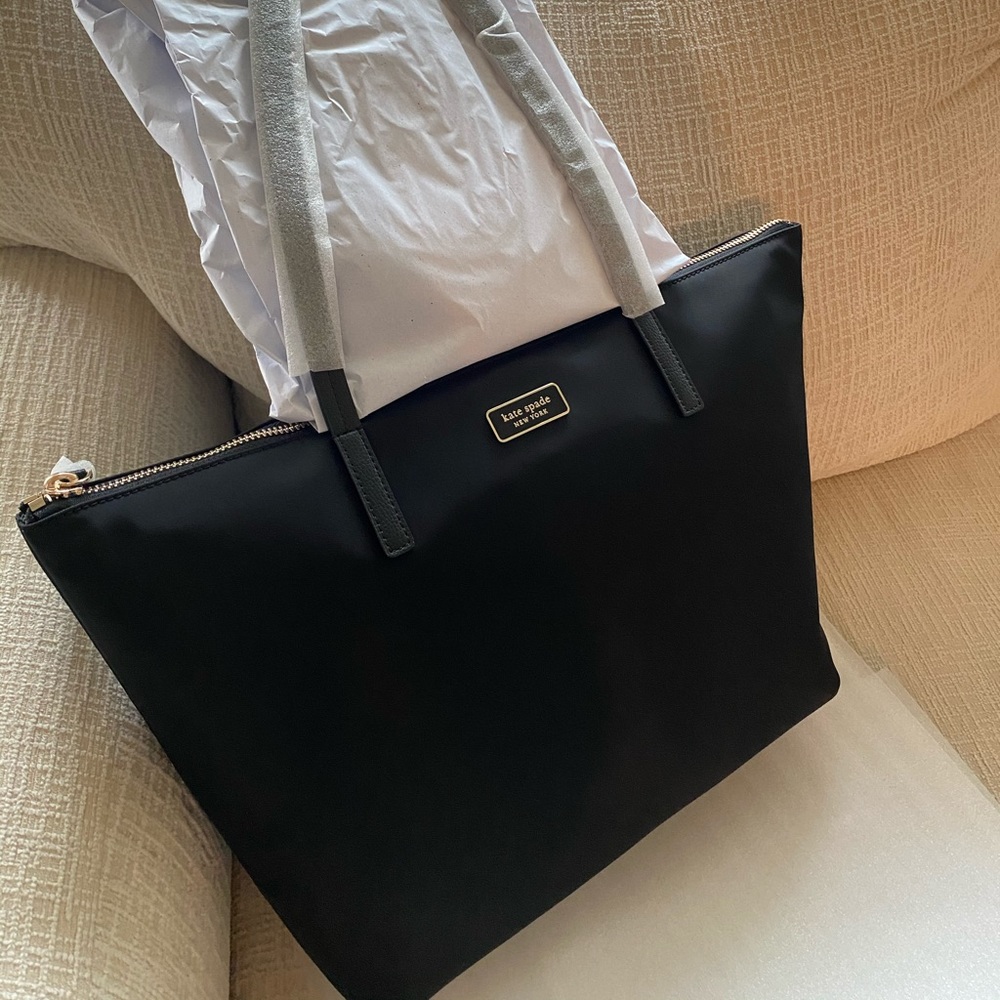 Kate Spade/ hayden top zip nylon tote